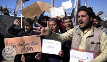ده حاشیه بر متن دزدی کاخ‌سفید از مردم افغانستان