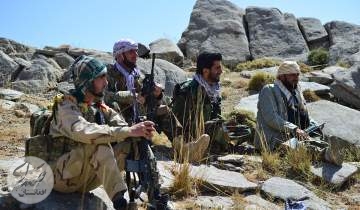 نیروهای جبهه مقاومت ملی افغانستان سه نیروی طالب را زخمی کردند